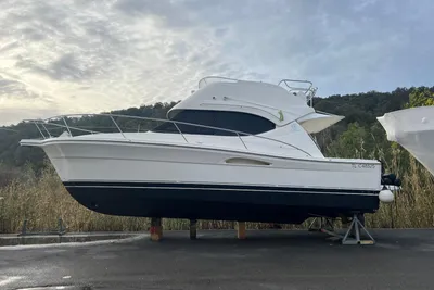 2005 Riviera 33 Flybridge