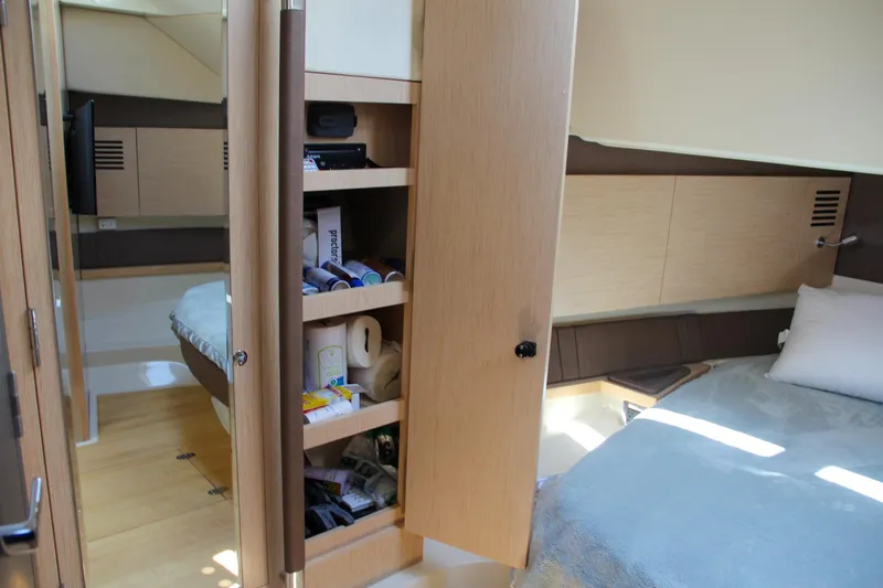 Phoenix Yacht Photos Pics 