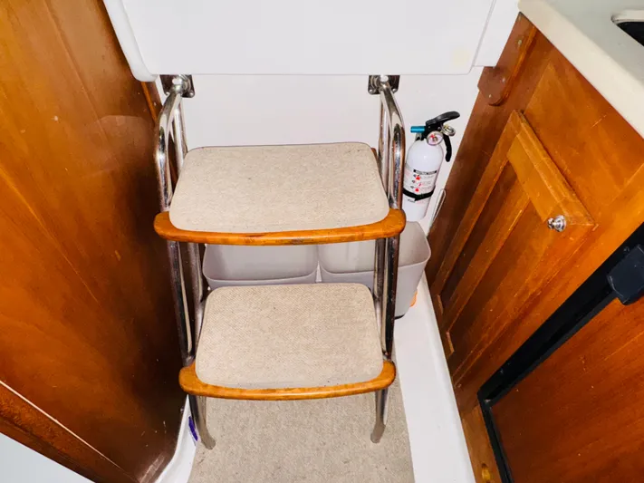 Glory B Yacht Photos Pics 