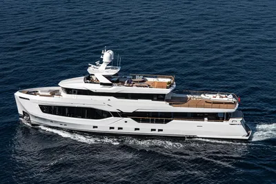 2025 Numarine 37XP