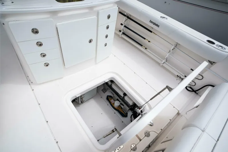 Reel Lady Yacht Photos Pics 