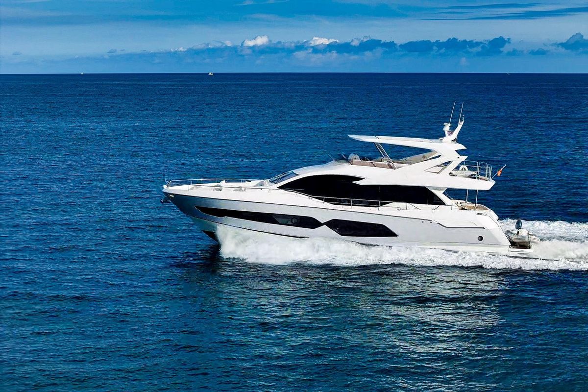 2019 Sunseeker 76 