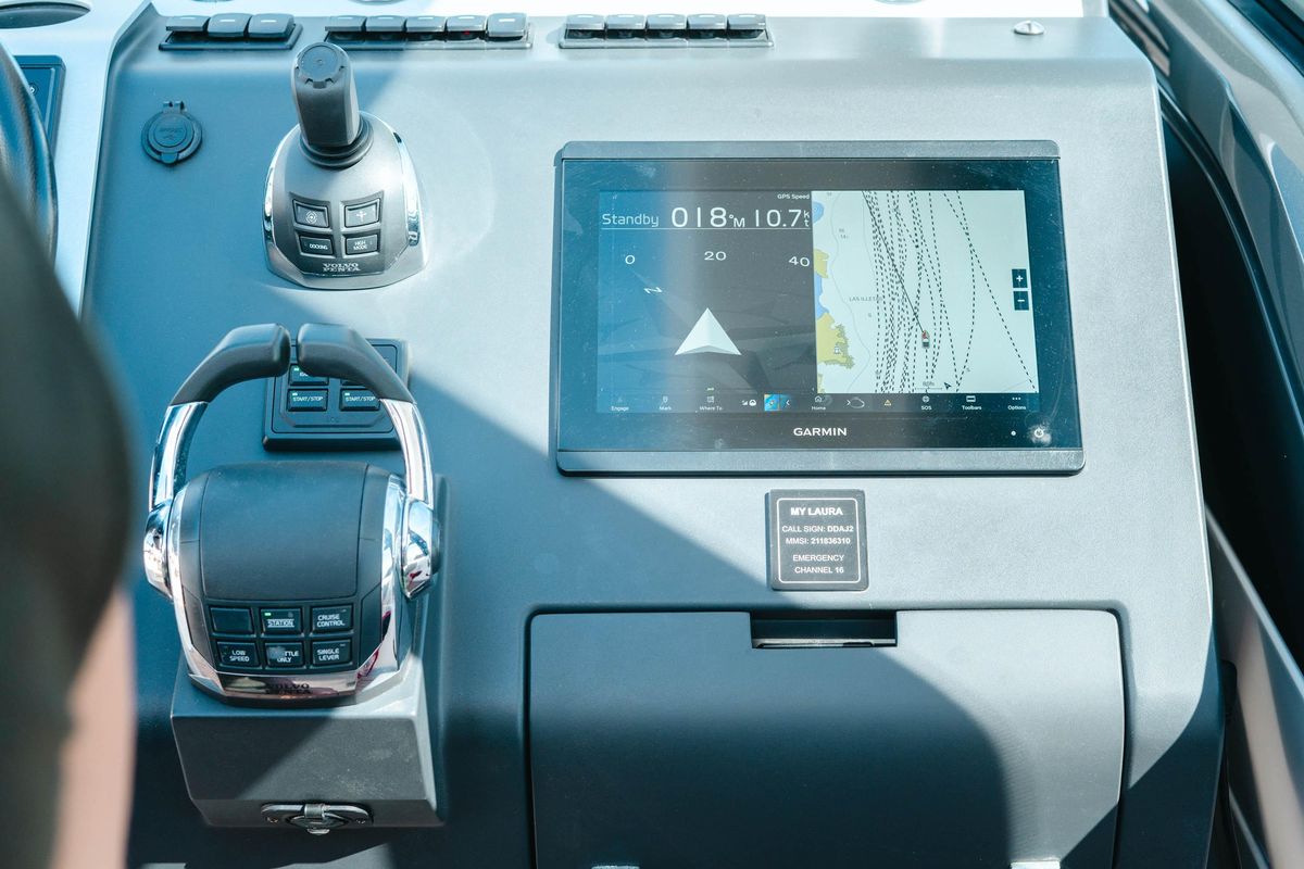 2020 Fairline 47 