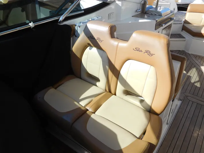  Yacht Photos Pics 2015 Sea Ray 350 SLX boat seats, tan and cream leather, luxurious design.