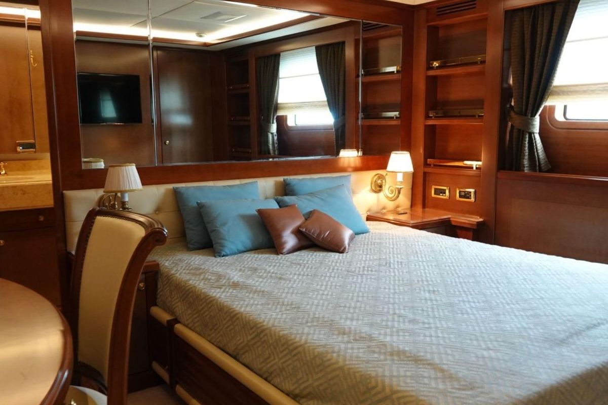 2013 Benetti 93 
