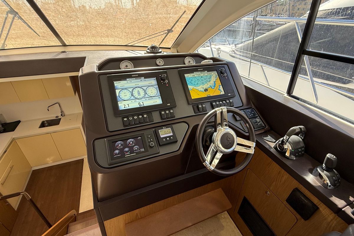2013 Beneteau 51 