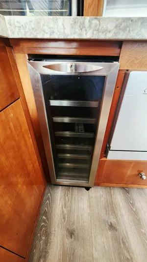 Livin' The Dream I Yacht Photos Pics 