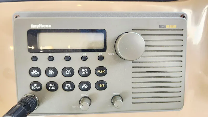 Livin' The Dream I Yacht Photos Pics 