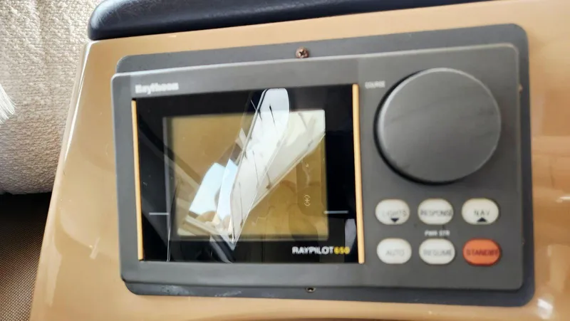 Livin' The Dream I Yacht Photos Pics 