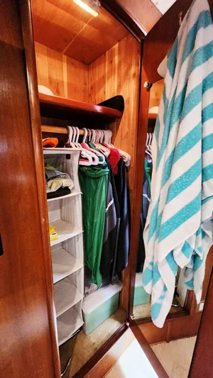 Livin' The Dream I Yacht Photos Pics 