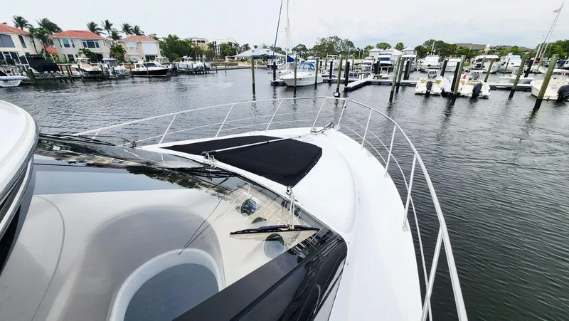 Livin' The Dream I Yacht Photos Pics 