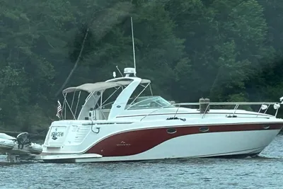 Rinker 390 Express Cruiser