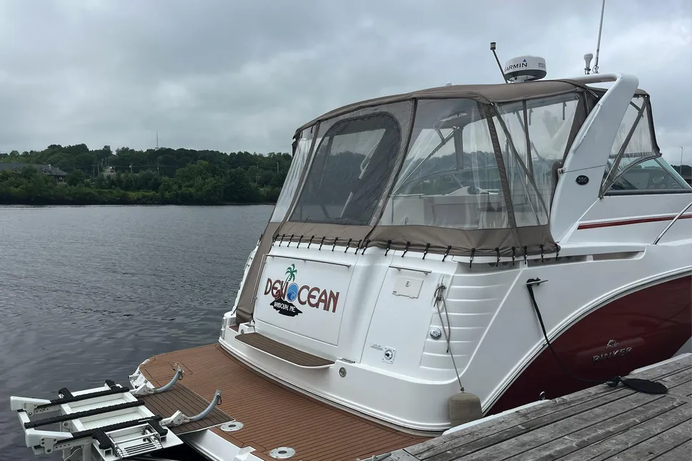 2006 Rinker 390 Express Cruiser Express Cruiser for sale - YachtWorld