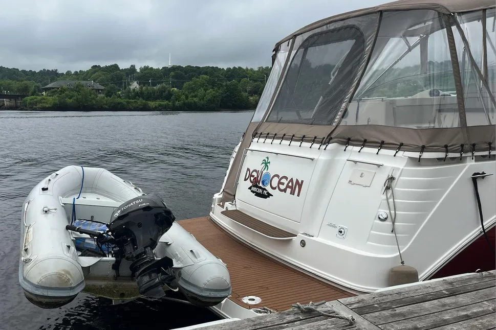 2006 Rinker 390 Express Cruiser Express Cruiser for sale - YachtWorld