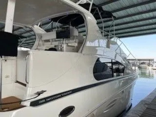  Yacht Photos Pics 2006 SILVERTON 35MY - Image 4