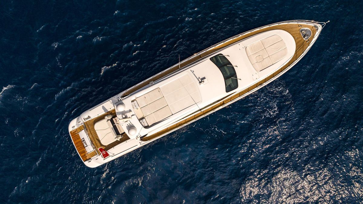 2013 Mangusta 109 