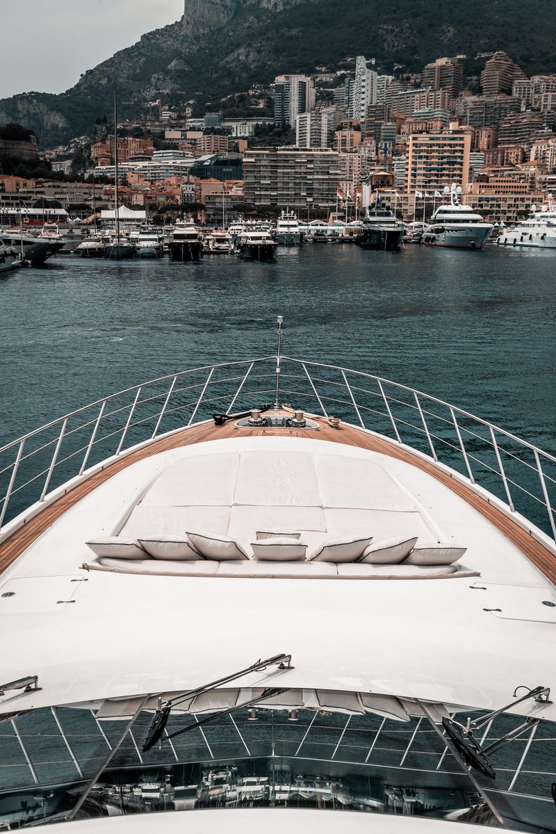 2013 Mangusta 109 