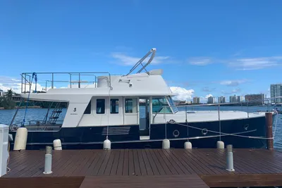 Beneteau Swift Trawler 42