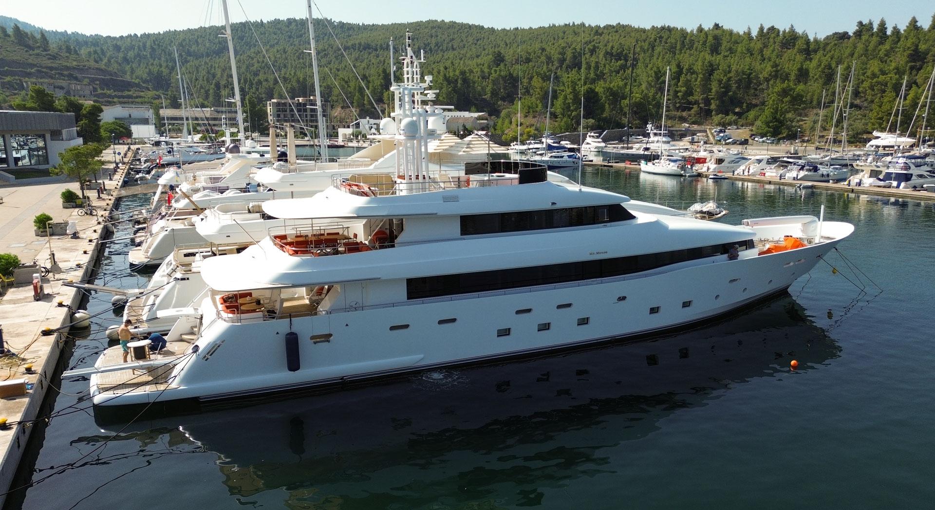 2012 Custom Avangard Yachts 42M