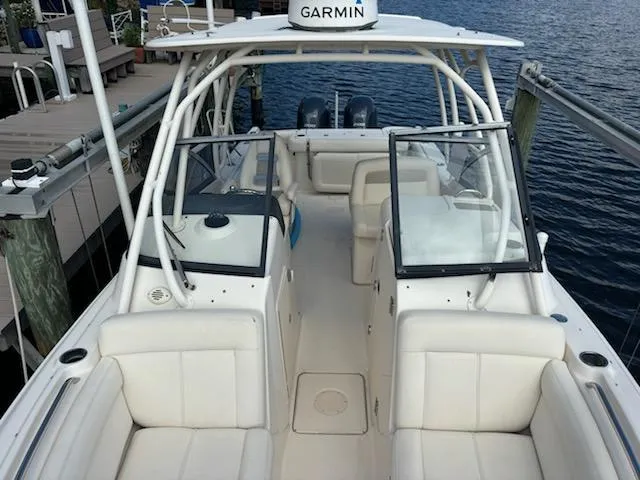 275-590 Brokerage Yacht Photos Pics 