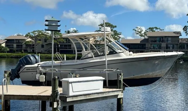 275-590 Brokerage Yacht Photos Pics 