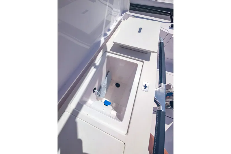  Yacht Photos Pics 2024 Axopar 37XC CROSS CABIN BRABUS Trim boat sink detail.