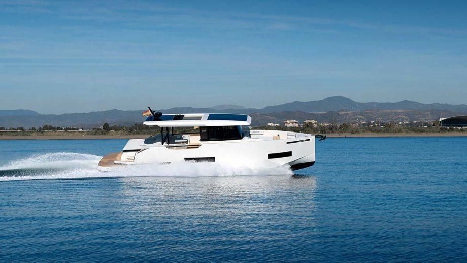 2024 De Antonio Yachts 49 