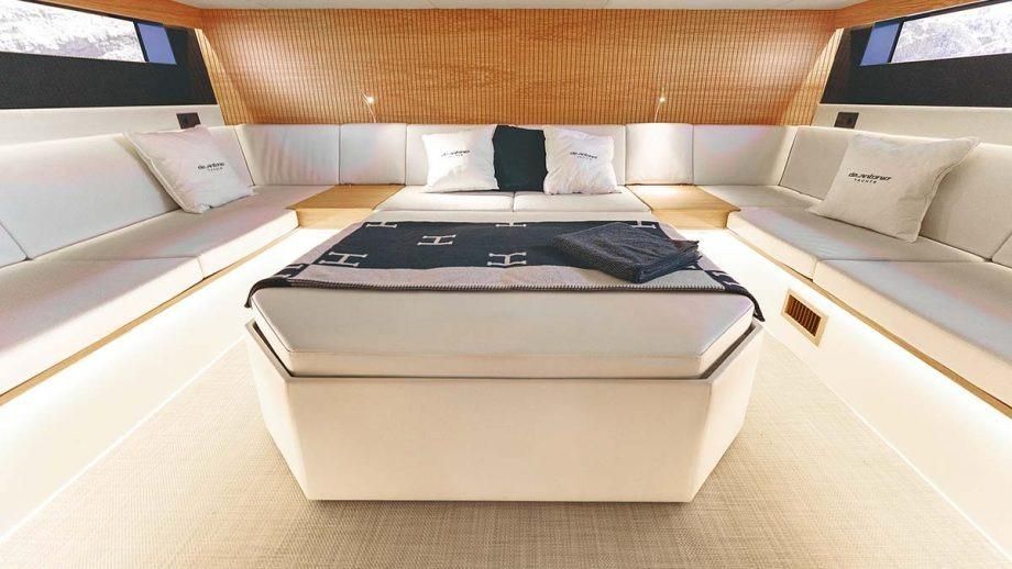 2024 De Antonio Yachts 49 