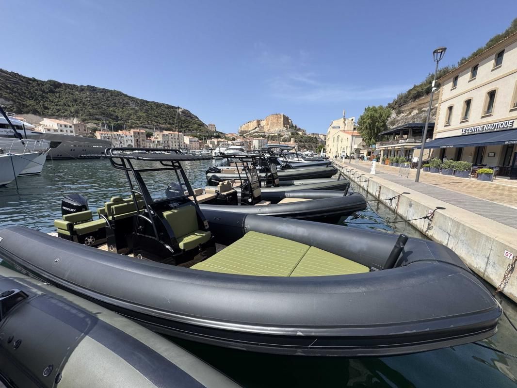 2025 Sea Water PHANTOM 260