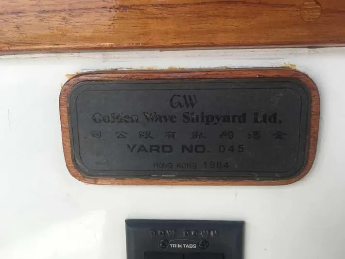 Blackjack Yacht Photos Pics Plaque from Golden Wave Shipyard Ltd., Yard No. 045, Hong Kong, 1984.