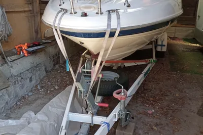 1998 Bayliner 2052LS