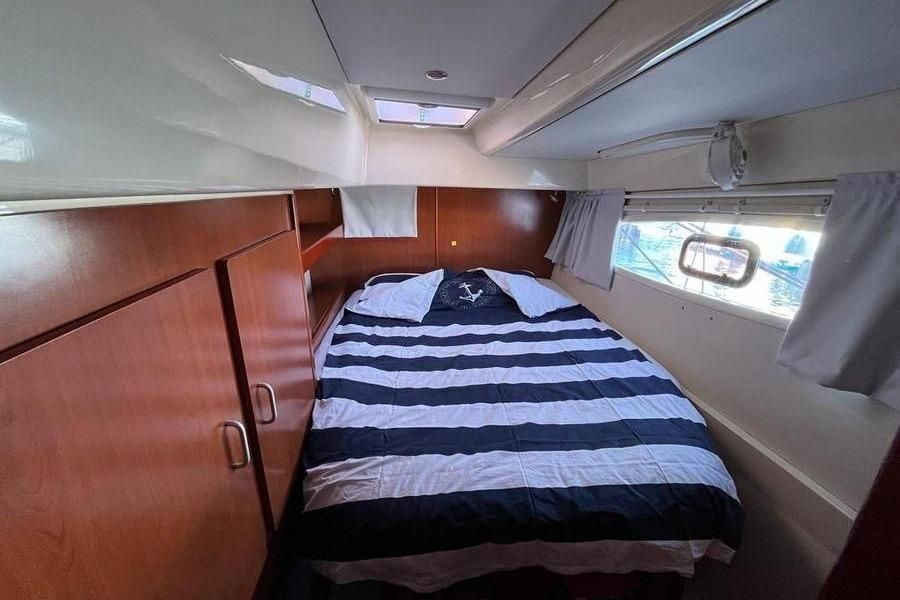 2011 Leopard 42 