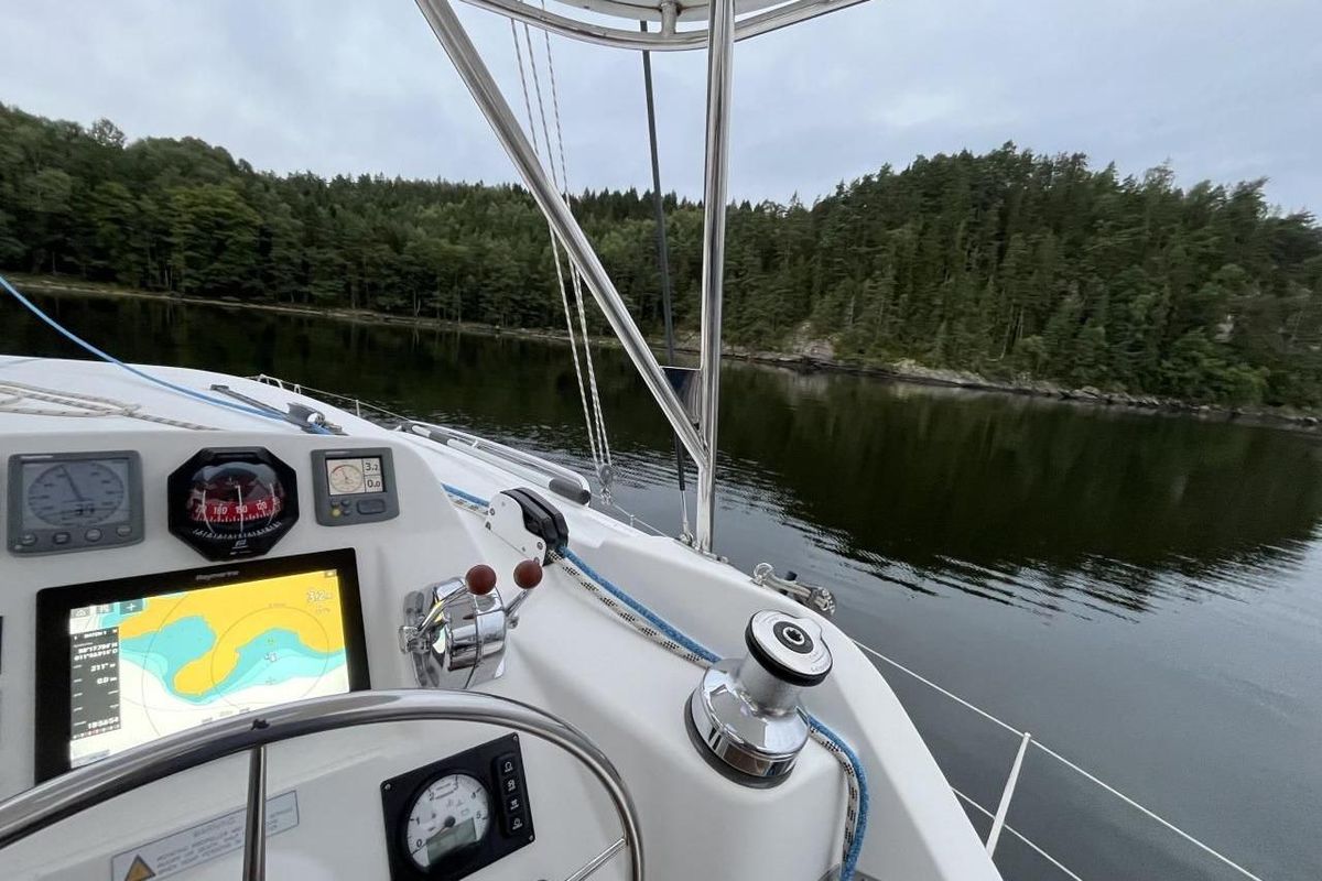 2011 Leopard 42 