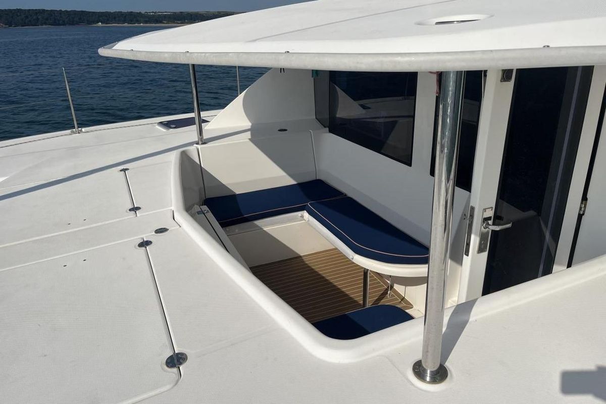 2011 Leopard 42 