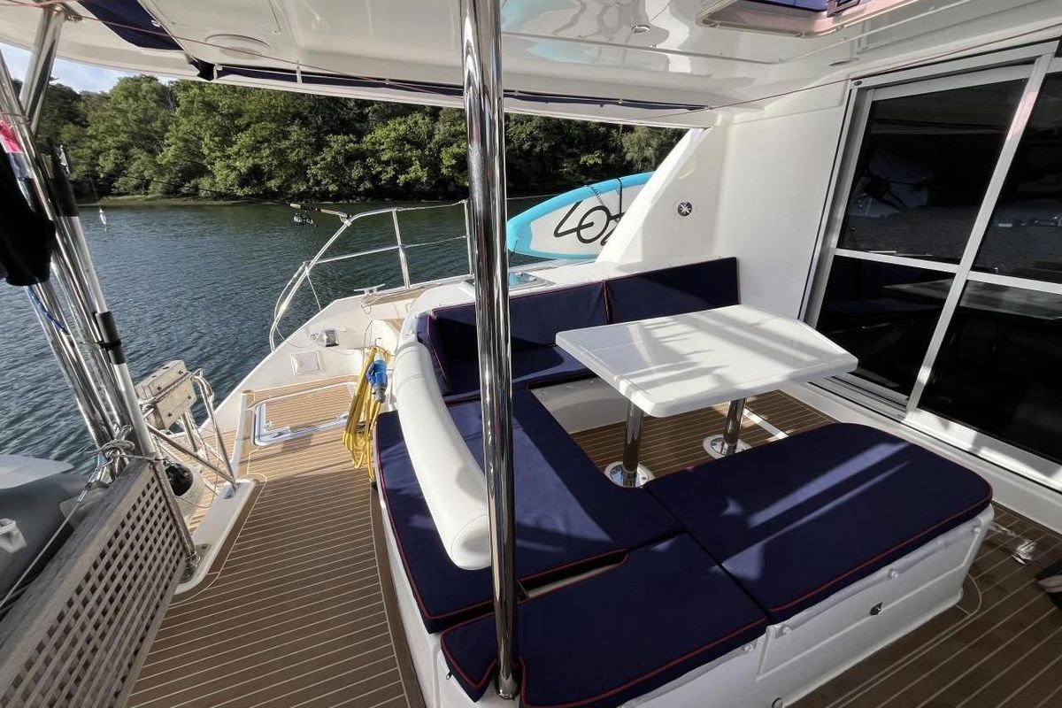 2011 Leopard 42 