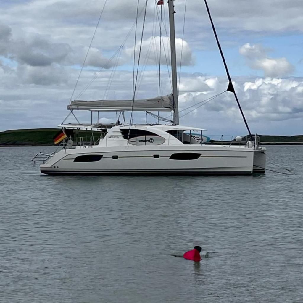 2011 Leopard 42 