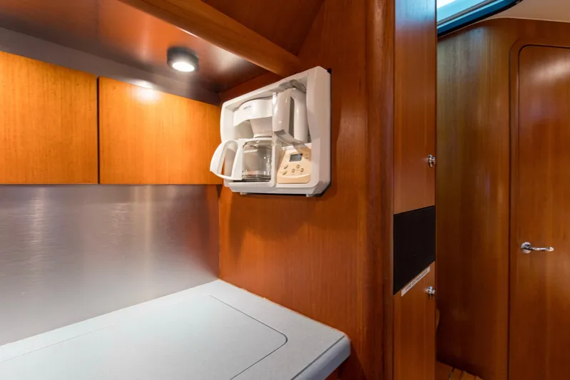 Forever Friday Yacht Photos Pics 2005 3600 Tiara _Forever Friday_Galley