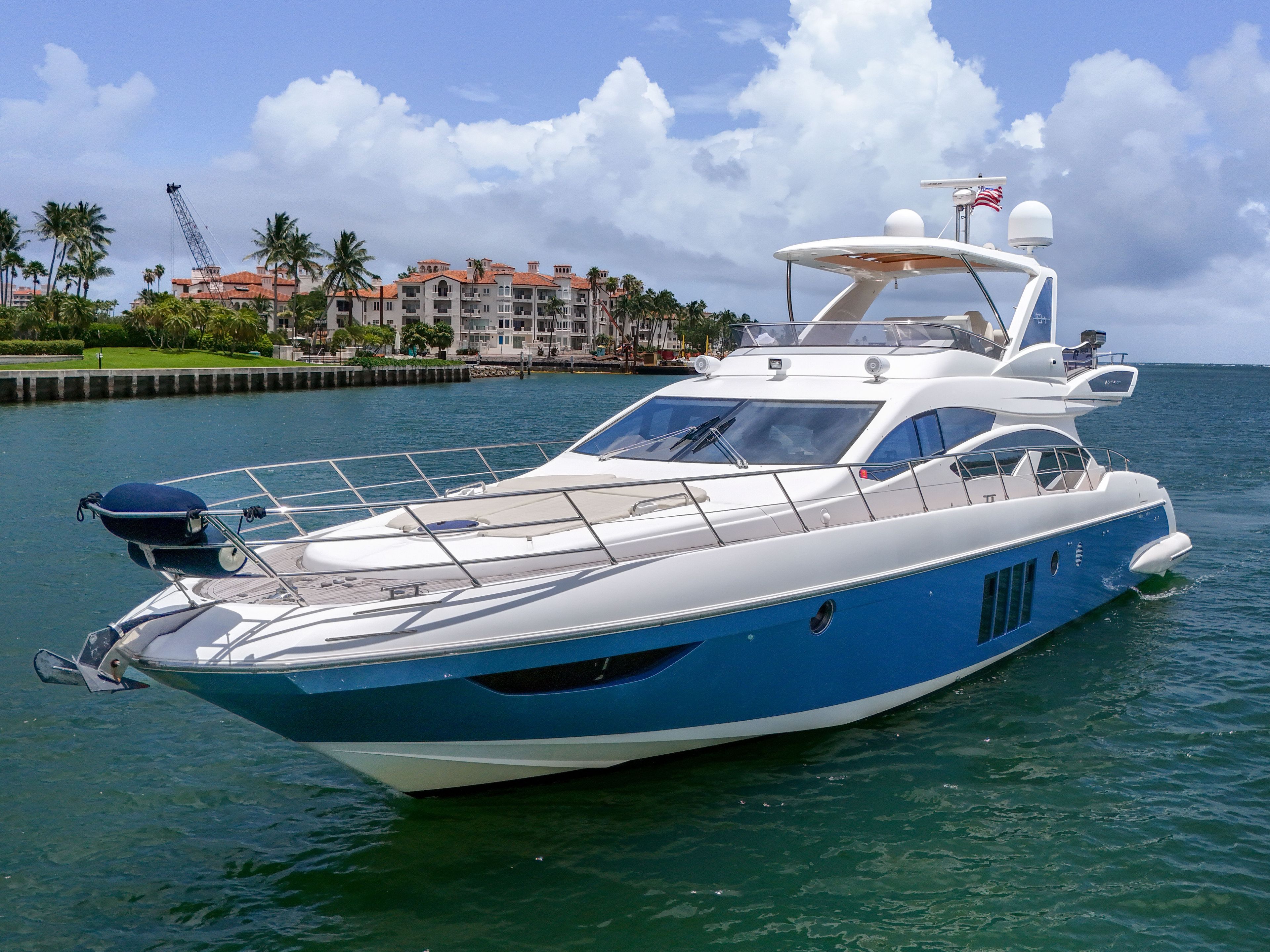 2012 Azimut 64 