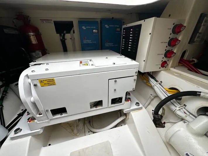 Emanon Yacht Photos Pics 