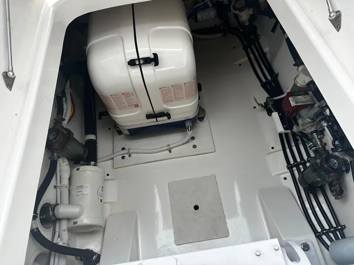 Emanon Yacht Photos Pics 