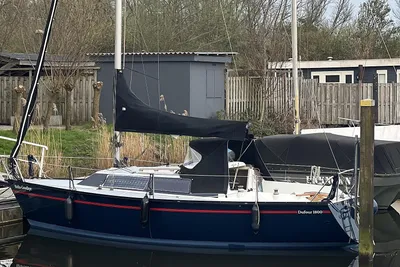 1981 Dufour 1800