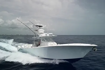 Front Runner 39 Center Console
