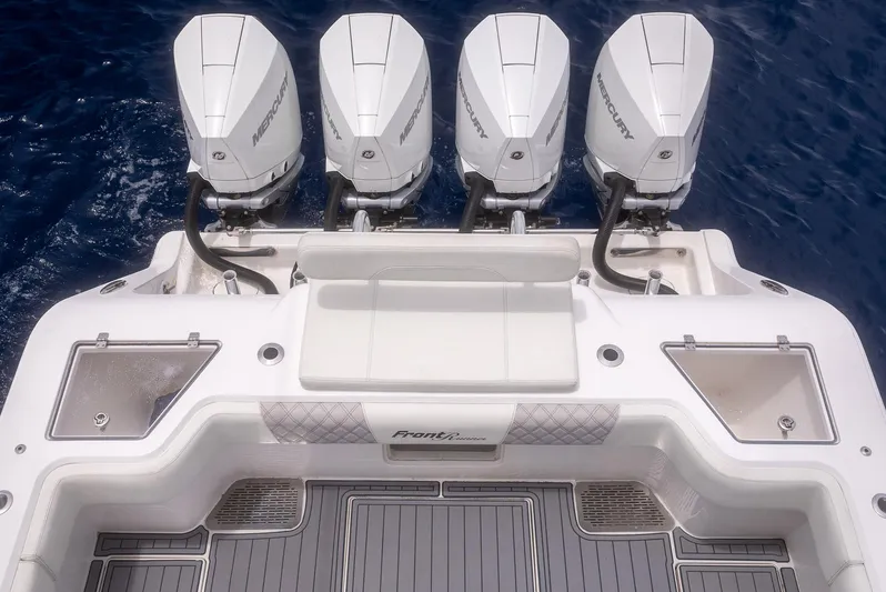 Bluefin Tales Yacht Photos Pics 2021 Front Runner 39 Center Console with four powerful outboard engines.
