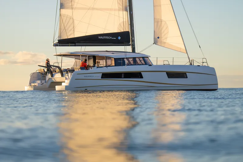  Yacht Photos Pics Nautitech 48v