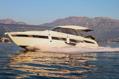 2020 Bavaria 45 HT