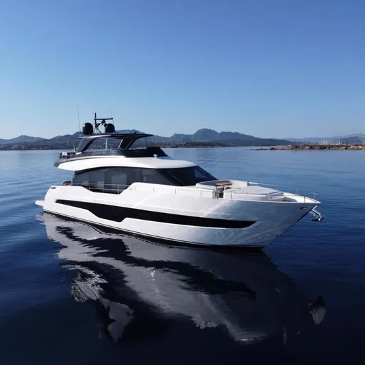 Victoria Yacht Photos Pics Cranchi 78