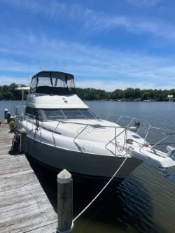 1995 Silverton 41 Motor Yacht