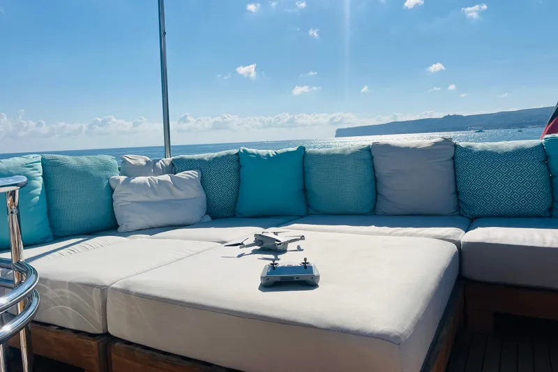 Samba Pa Ti Yacht Photos Pics Luxurious Sunseeker 94 Yacht 2004 with plush seating and ocean view.