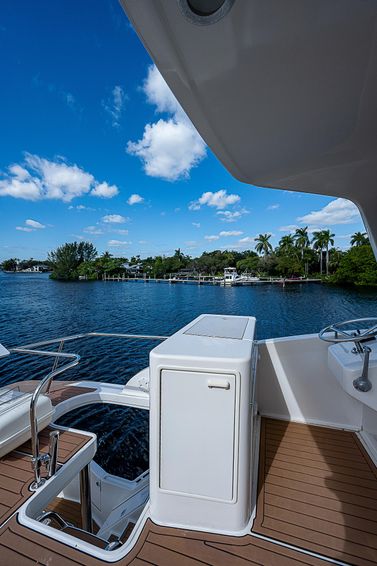 2003-65-ocean-yachts-odyssey