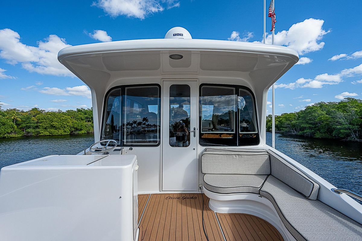 2003 Ocean Yachts 65 